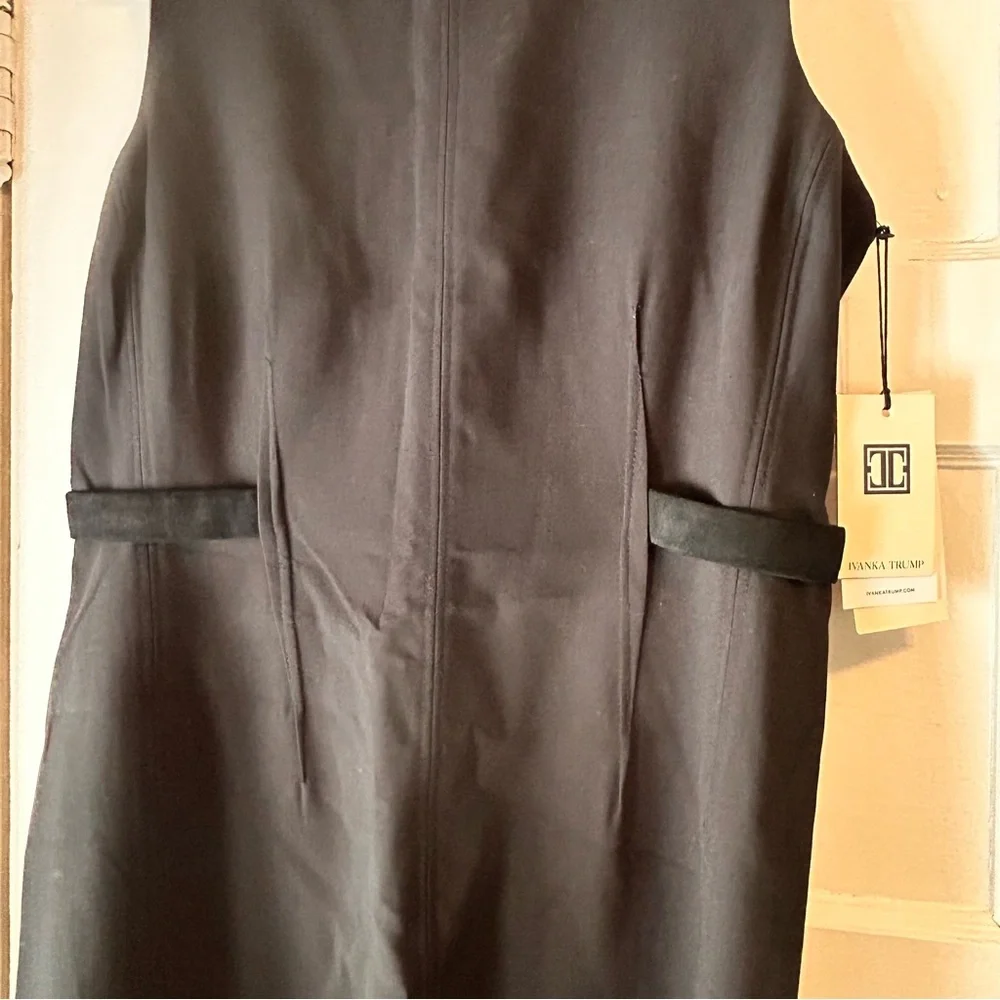 Ivanka Trump Black Sleeveless Cocktail Sheath Dress sz 12 Suede like Details NWT - Picture 4 of 8